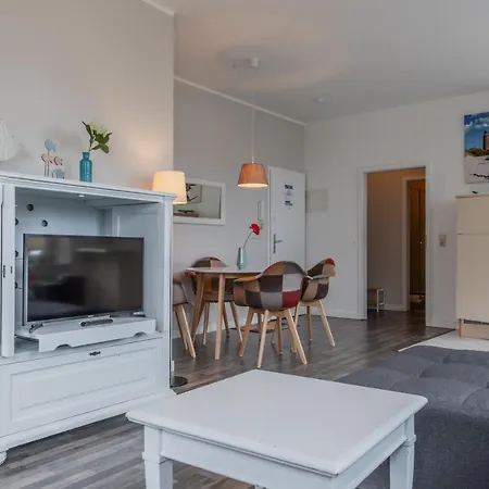 Strandnahe 2-raum-ferienwohnung Im Zentrum - Residenz Strandeck 02 *